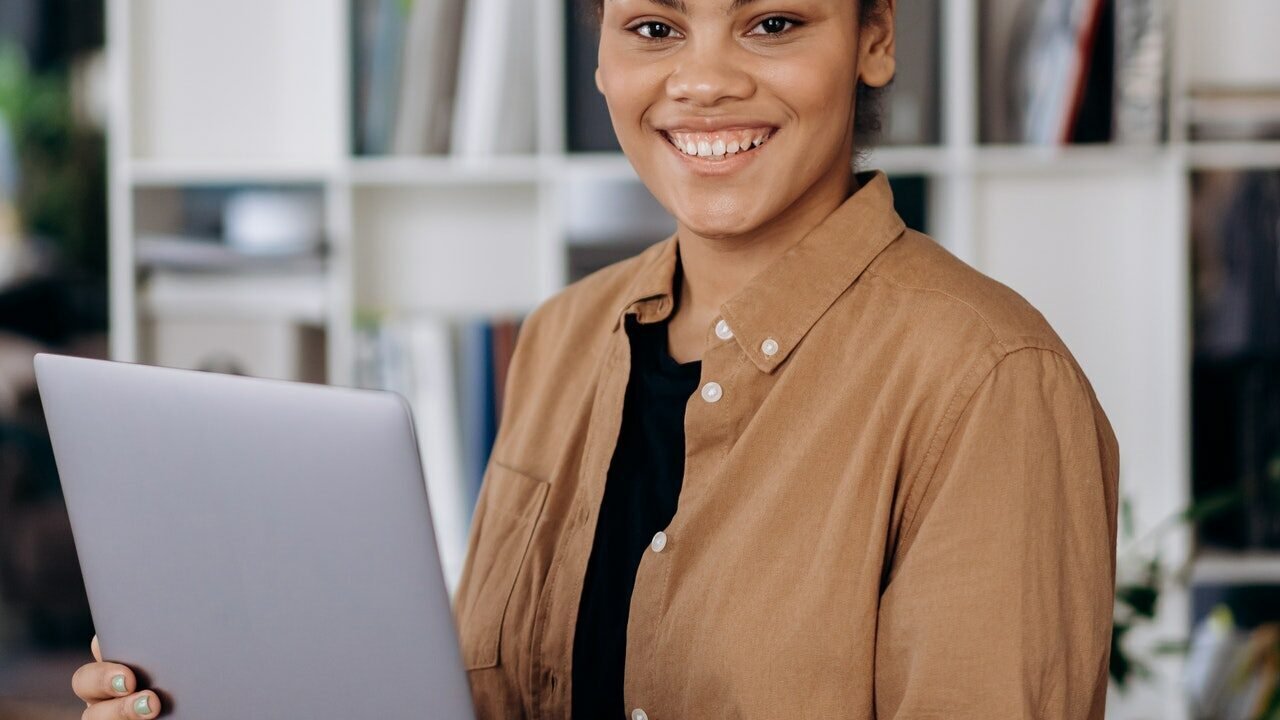 How to Secure International Scholarships, Grants and Fellowships